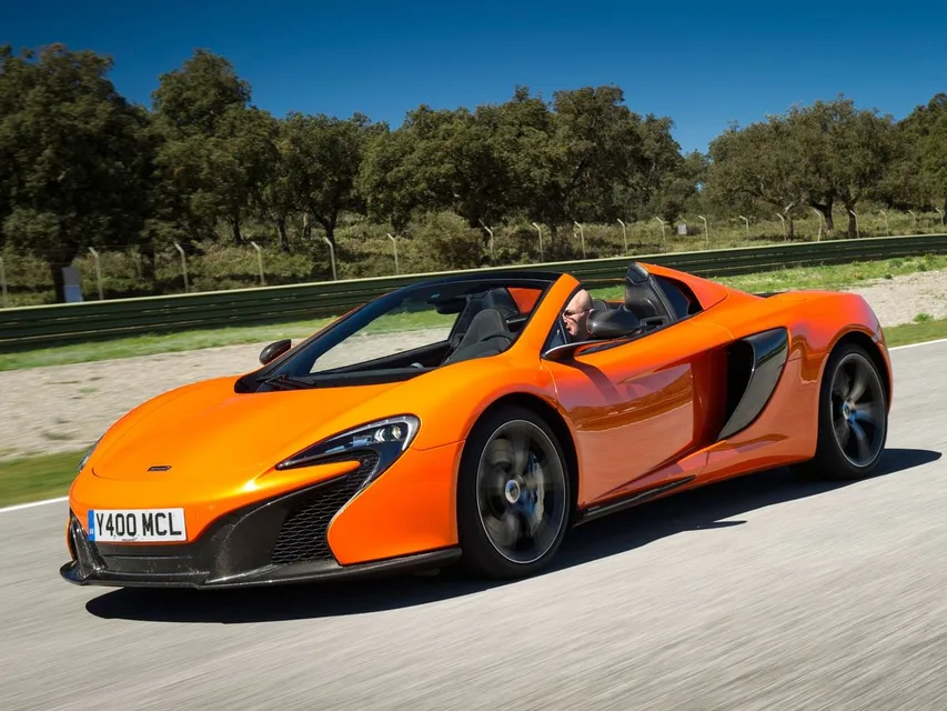 McLaren 650S, generation photo
