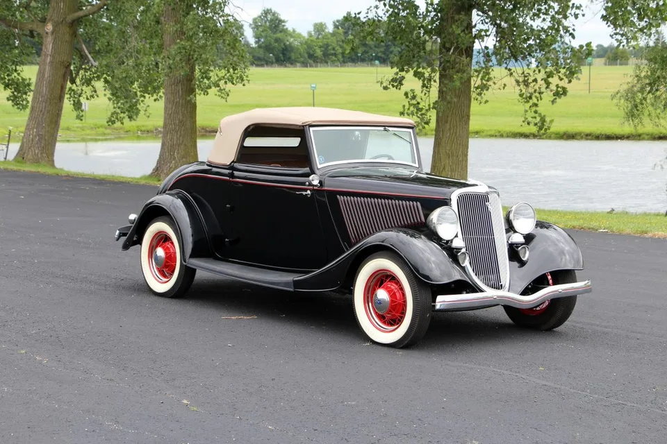 Ford V8, generation photo
