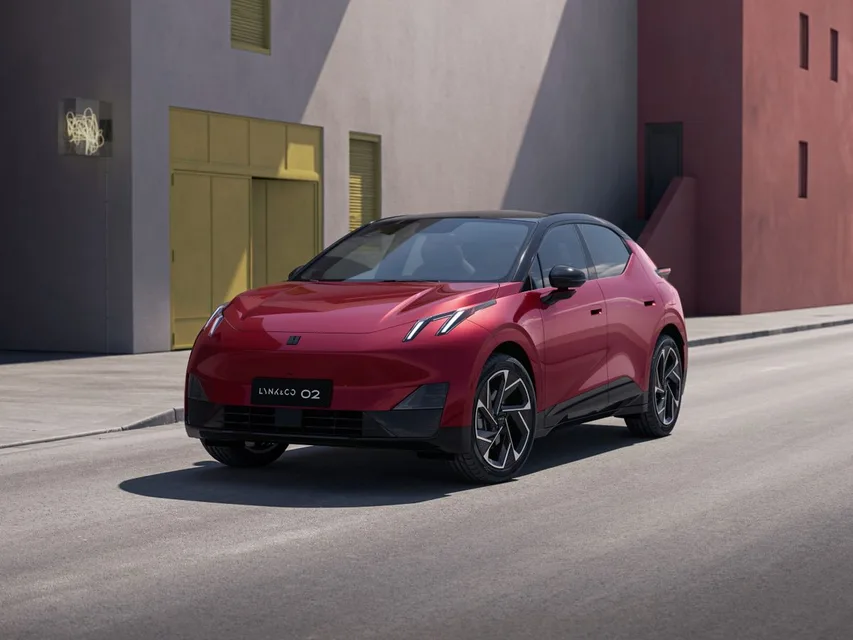 Lynk & Co 02, generation photo