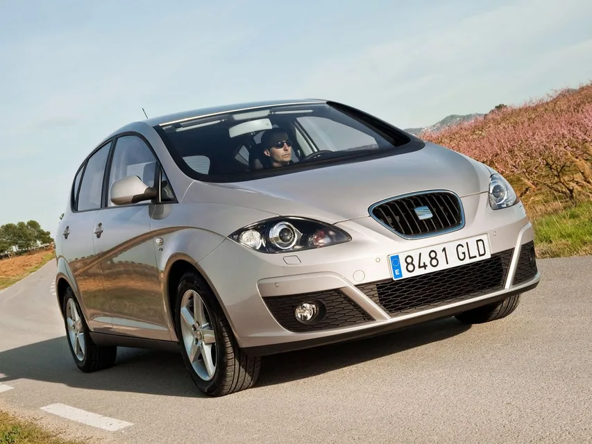 Altea 1 generation, restyling