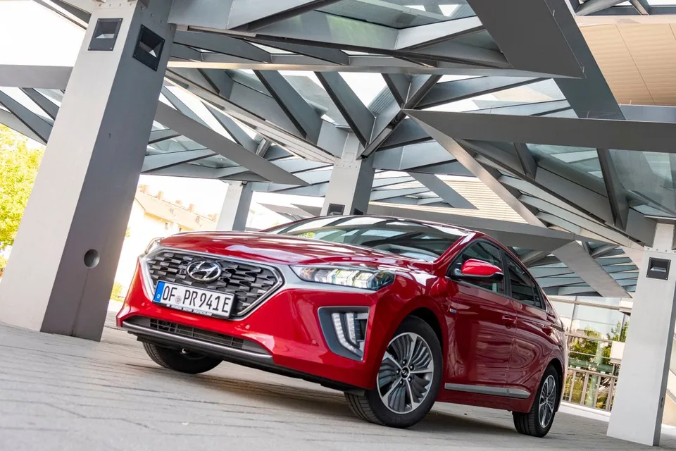 IONIQ 1 generation, restyling