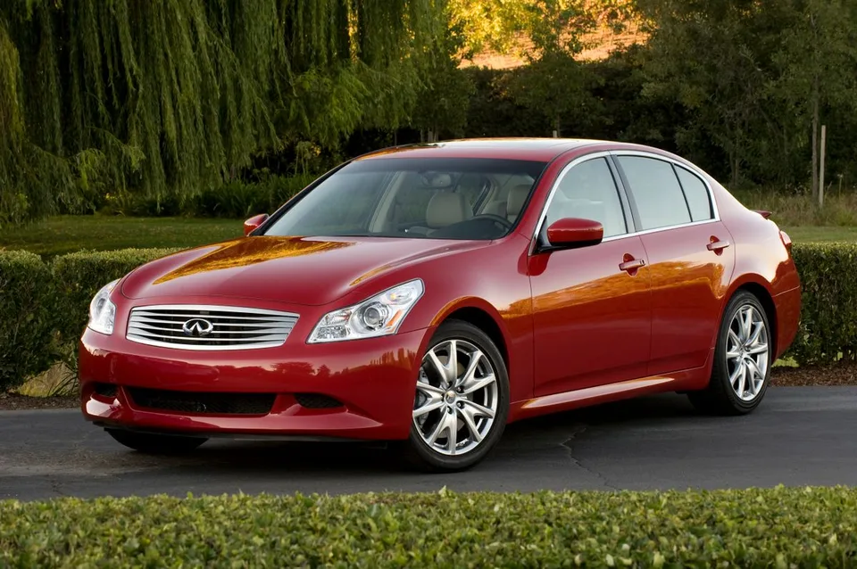 Infiniti G, generation photo