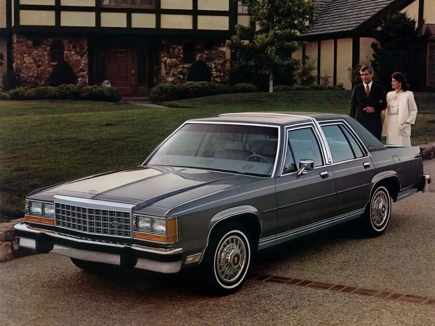 LTD Crown Victoria 1 generation