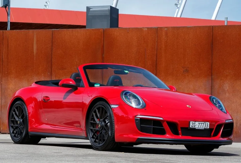 911 7 generation, restyling