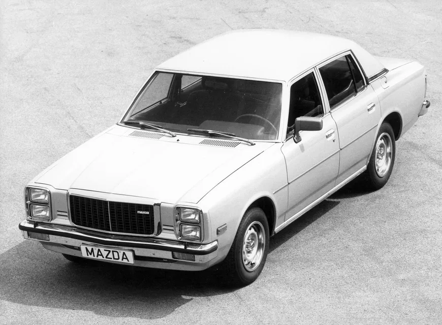 929 1 generation, restyling