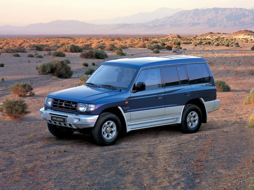 Mitsubishi Pajero, generation photo