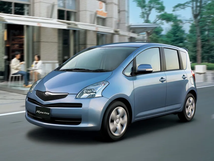 Toyota Ractis, generation photo