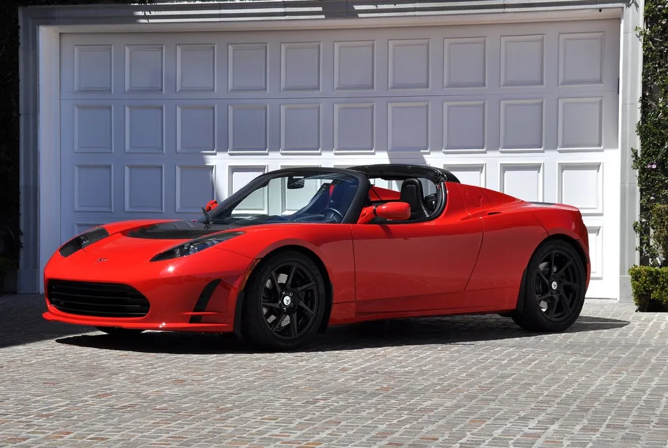 Tesla Roadster 1 generation