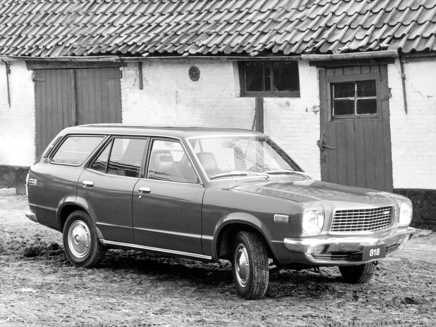 Mazda 818, generation photo
