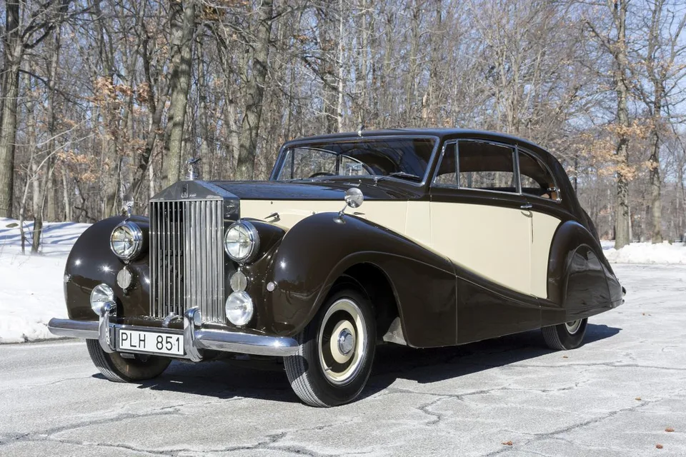 Rolls-Royce Silver Wraith, generation photo