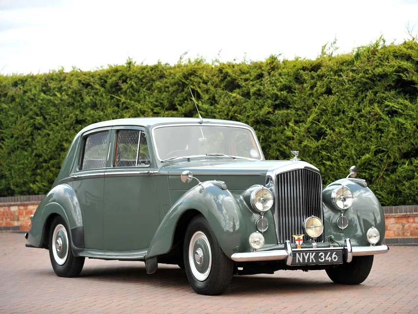 Bentley R Type, generation photo