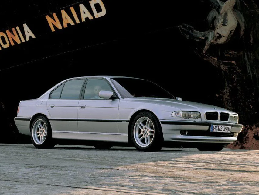 7 series 3 generation, restyling