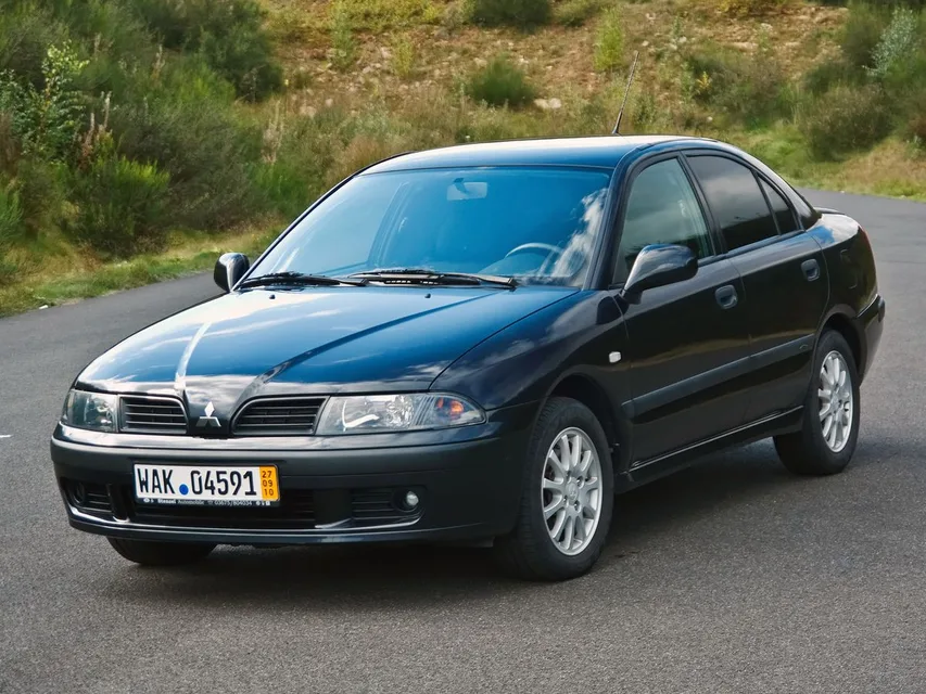 Mitsubishi Carisma, generation photo