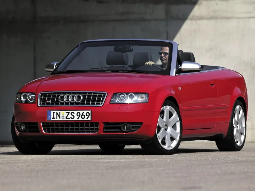 Audi S4, generation photo