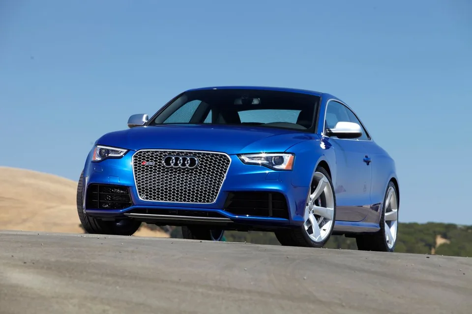 Audi RS5, generation photo