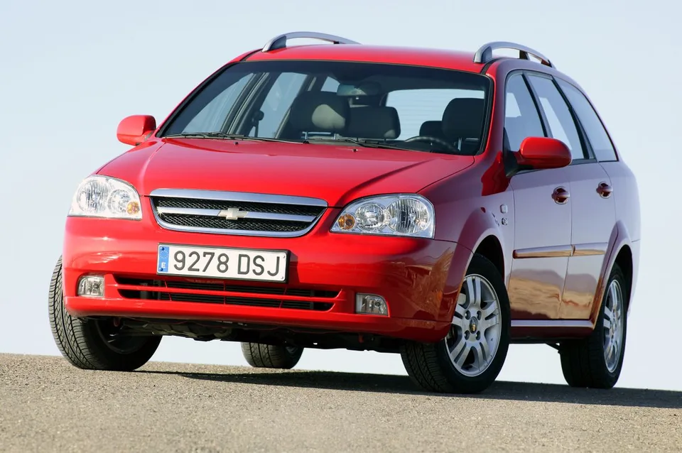 Chevrolet Nubira, generation photo