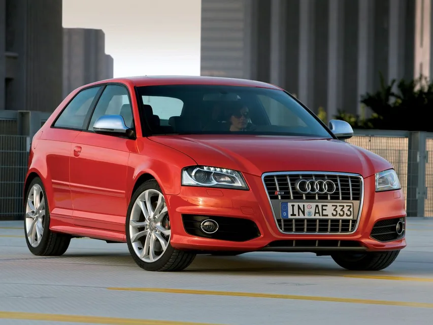 S3 2 generation, restyling