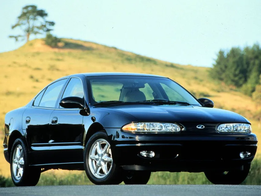 Oldsmobile Alero, generation photo