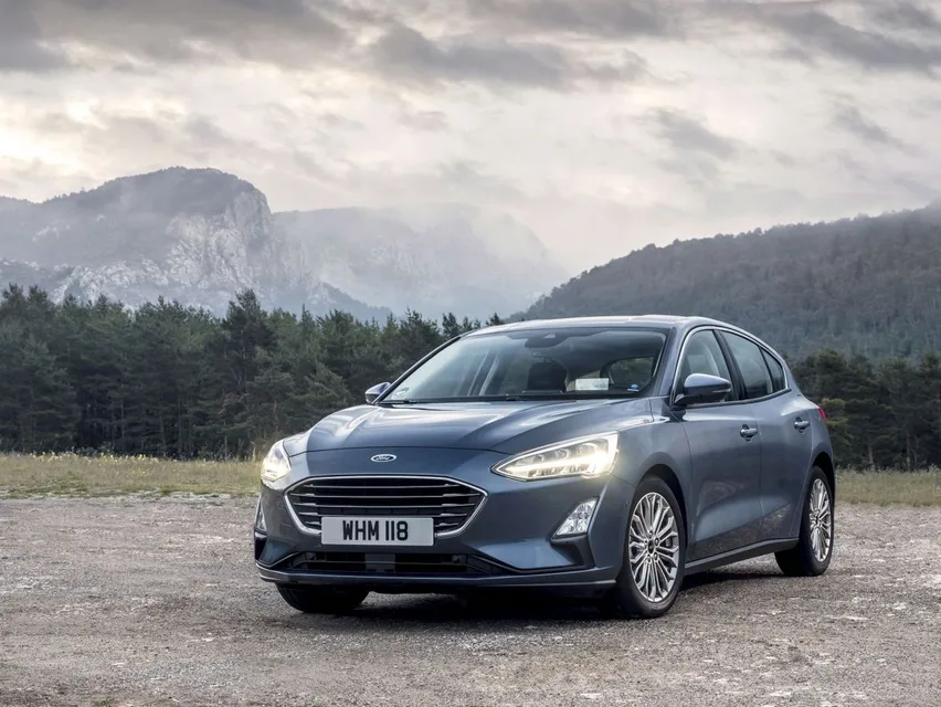 Ford Focus, generation photo
