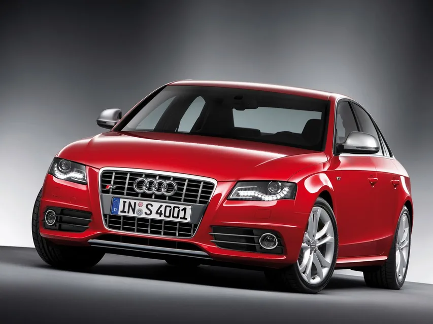 Audi S4, generation photo