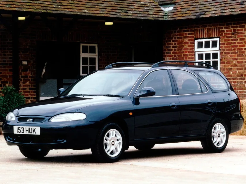 Hyundai Lantra, generation photo