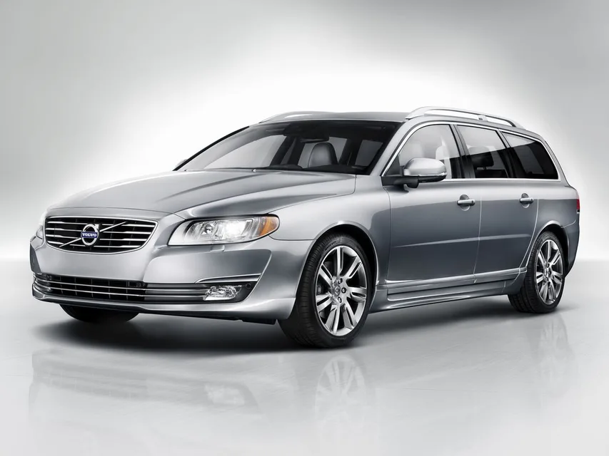 Volvo V70, generation photo