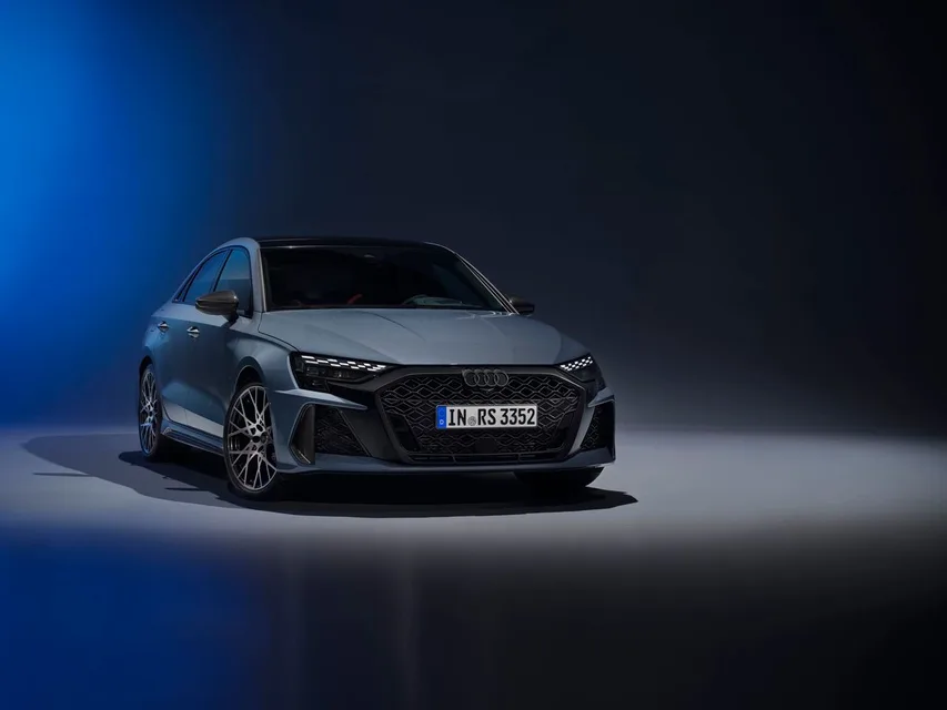 RS3 3 generation, restyling