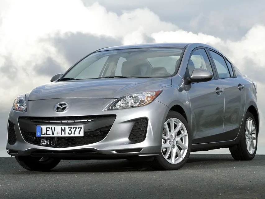 3 2 generation, restyling