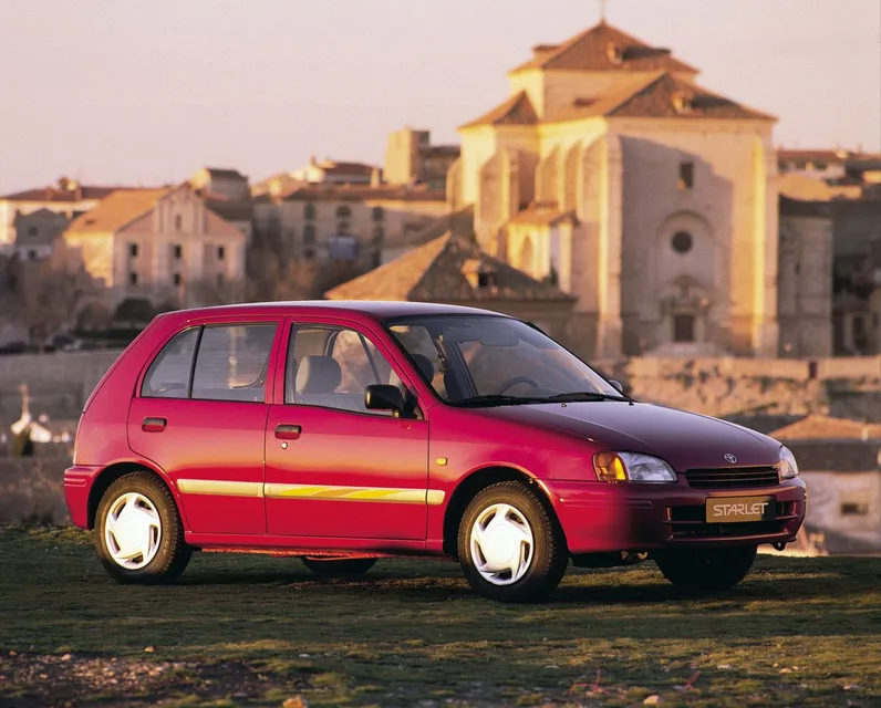 Toyota Starlet, generation photo