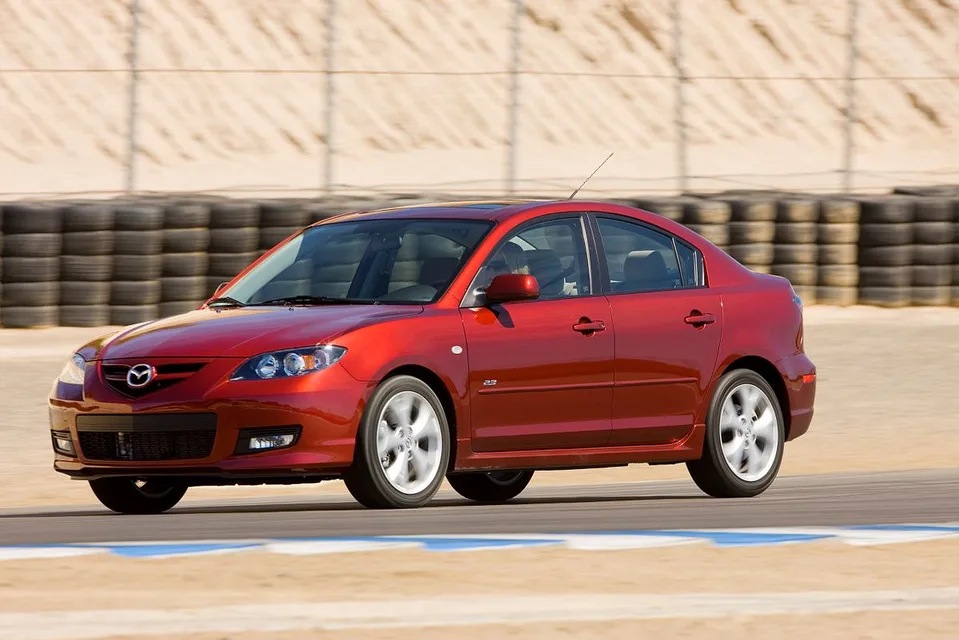 Mazda 3, generation photo