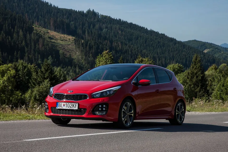 Kia Ceed GT, generation photo