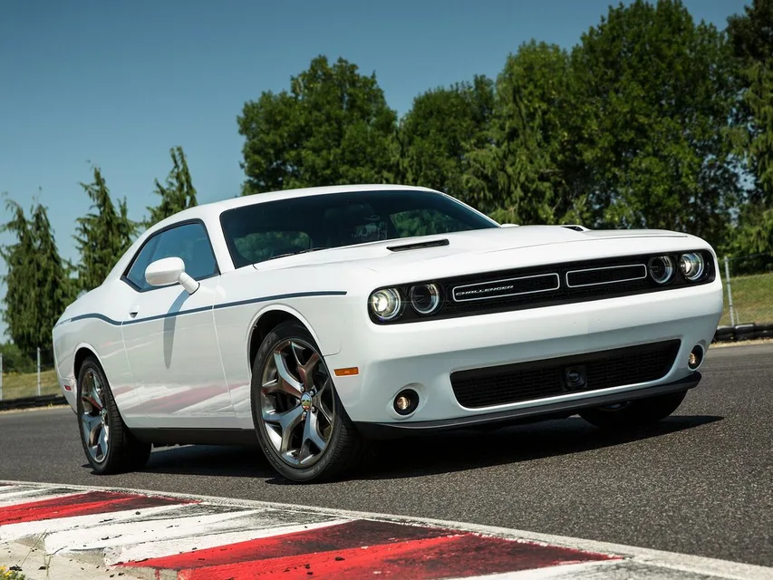 Dodge Challenger, generation photo