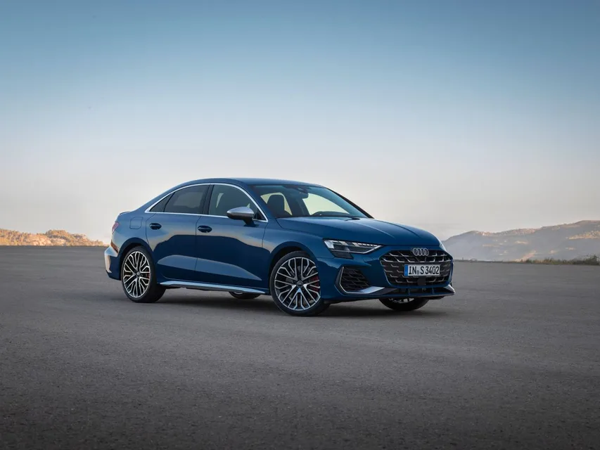 S3 4 generation, restyling 1