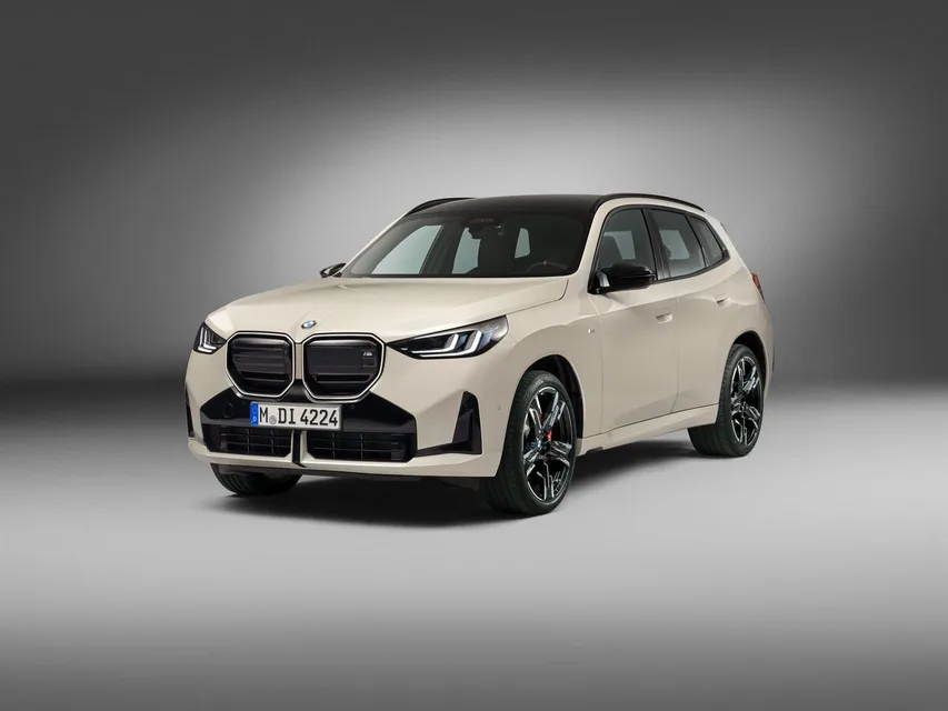 BMW X3, generation photo