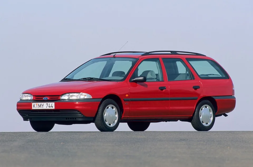 Ford Mondeo, generation photo