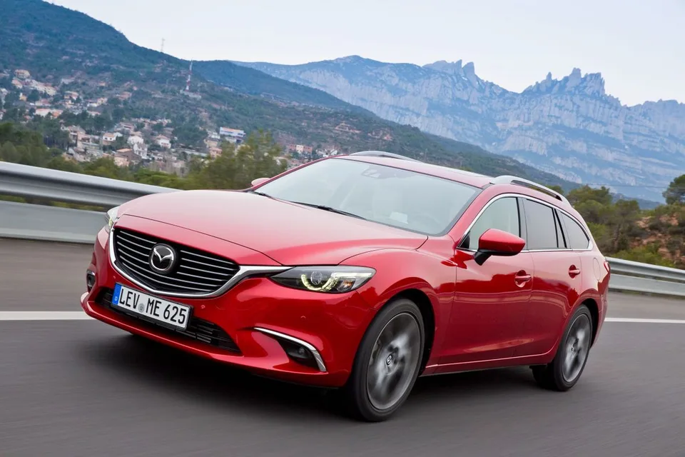 6 3 generation, restyling