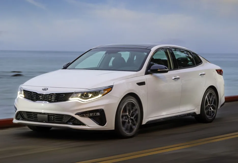 Optima 4 generation, restyling