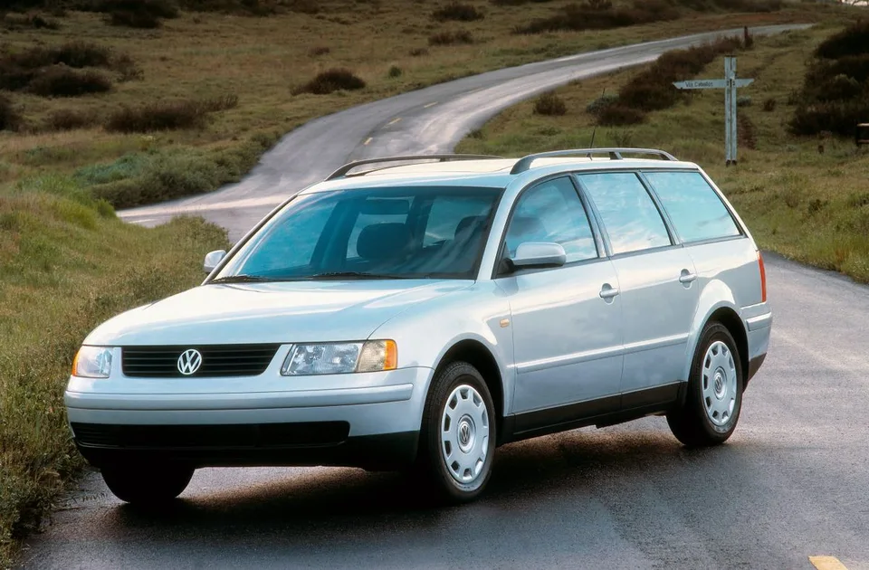 Volkswagen Passat, generation photo