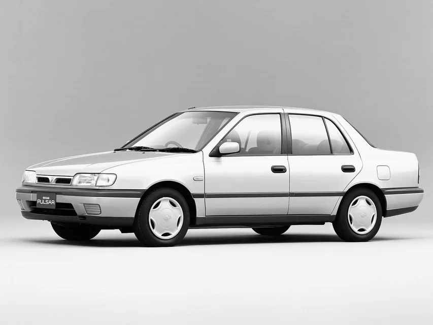 Nissan Pulsar, generation photo