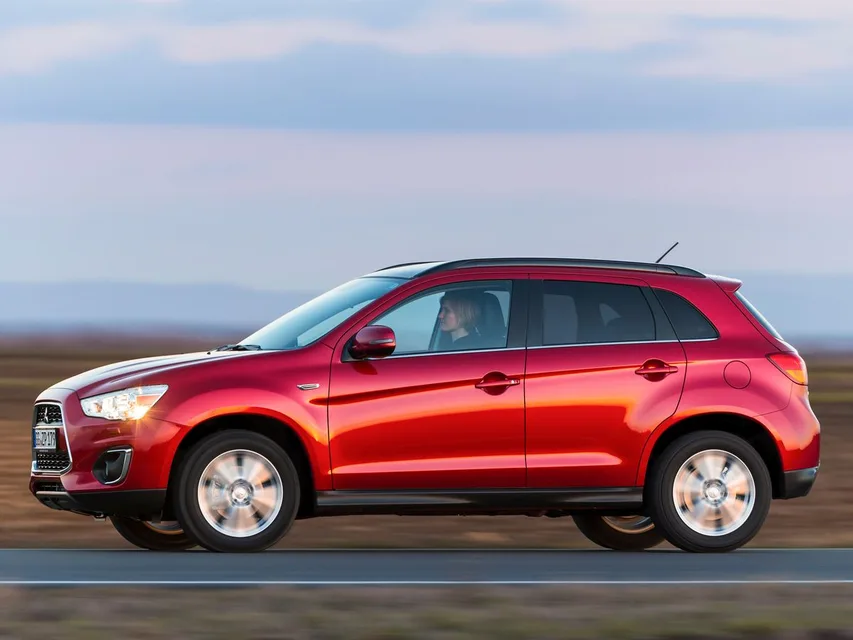 Mitsubishi ASX, generation photo