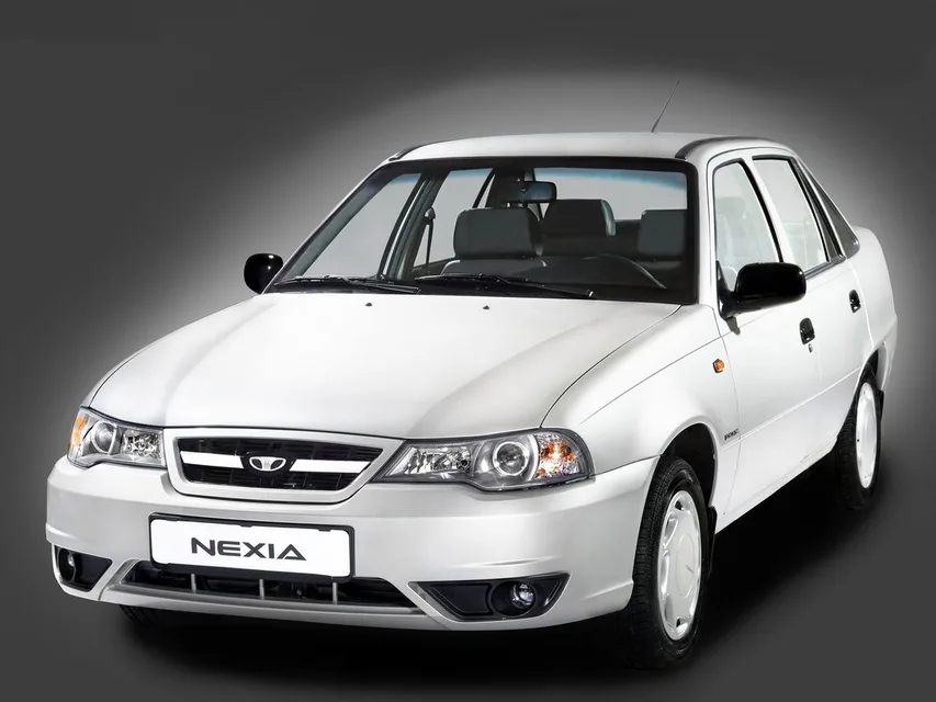 Nexia 1 generation, restyling
