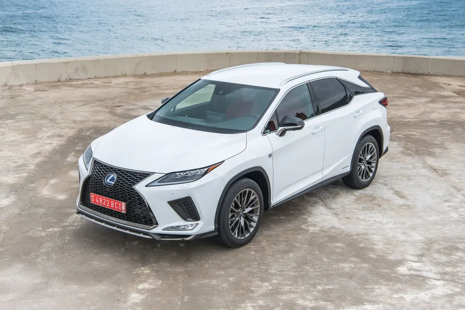 RX 4 generation, restyling