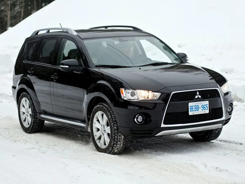 Outlander 2 generation, restyling