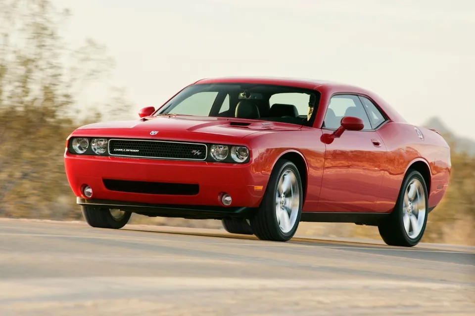 Dodge Challenger, generation photo