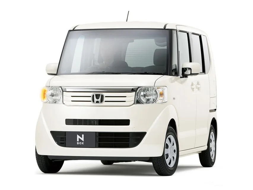 Honda N-BOX, generation photo