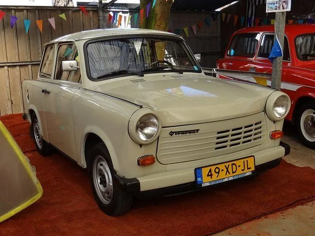 Trabant 11, generation photo
