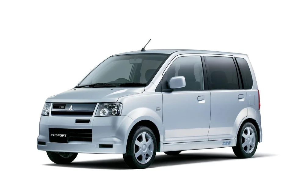 eK Sport 1 generation