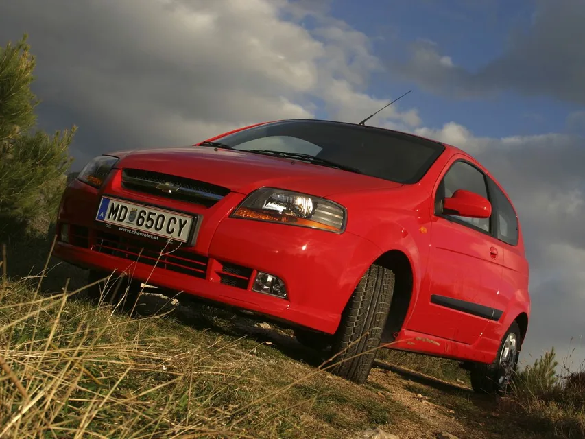 Aveo 1 generation