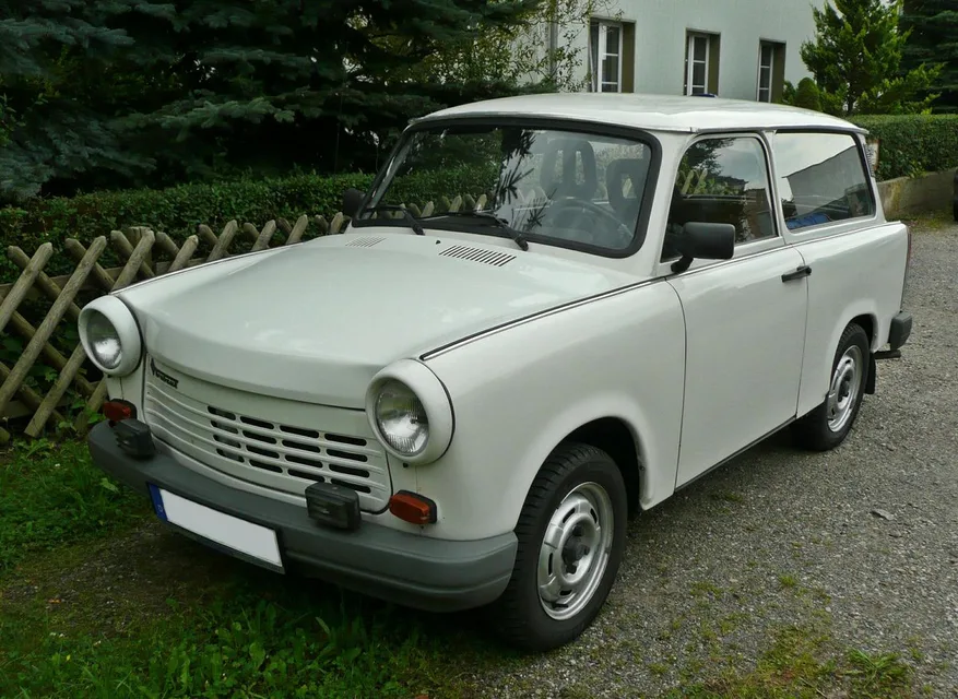 Trabant 11, generation photo