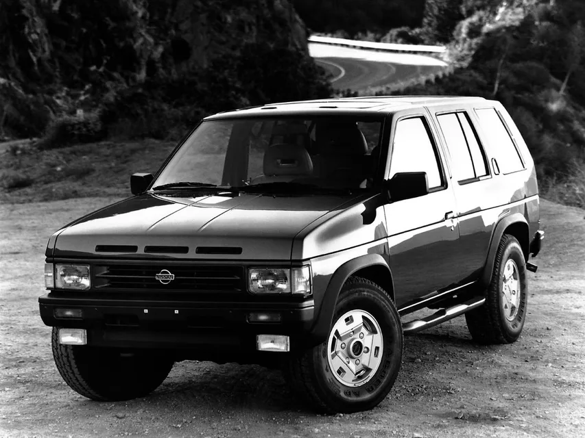 Nissan Pathfinder, generation photo